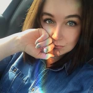 Meet your Posher, Cassandra